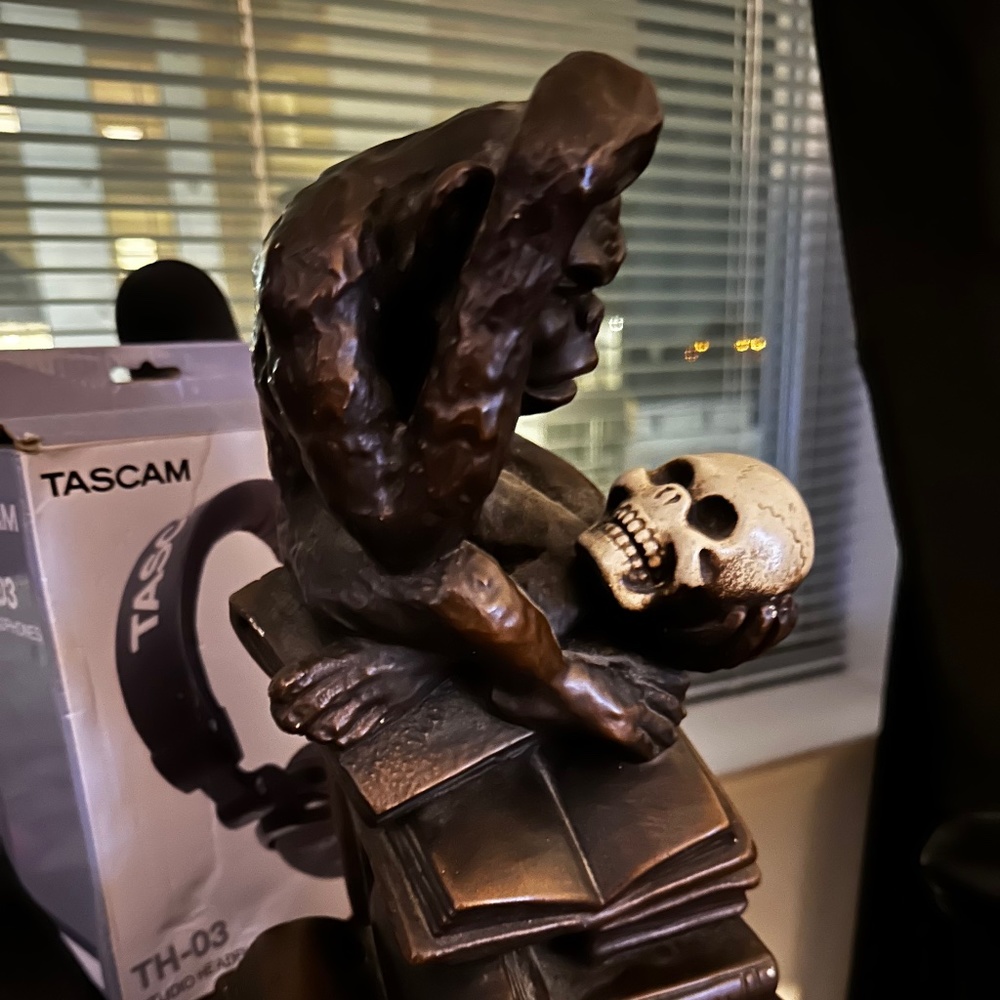 Darwin Evolution Statue